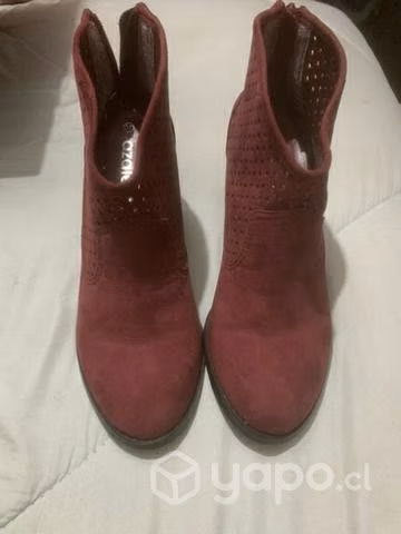 Zapato de mujer,marca Azaleia