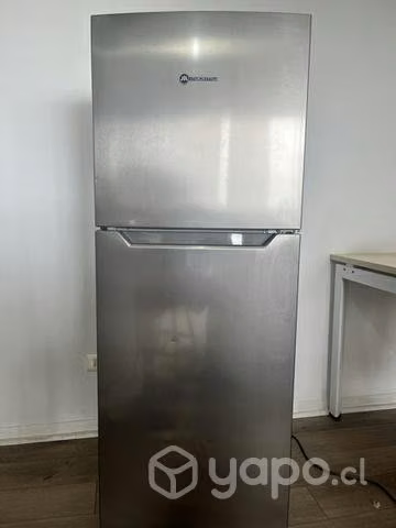 Refrigerador Mademsa Altus 197 L