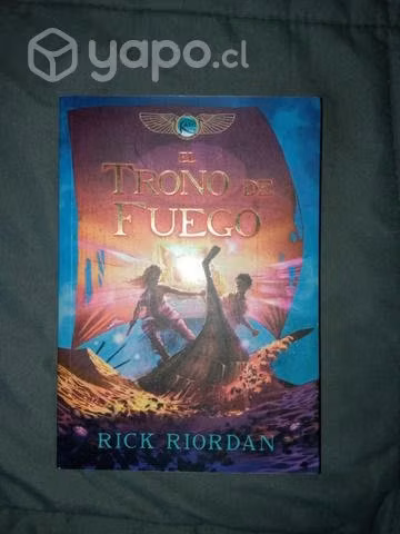 El trono de Fuego (Rick Riordan)