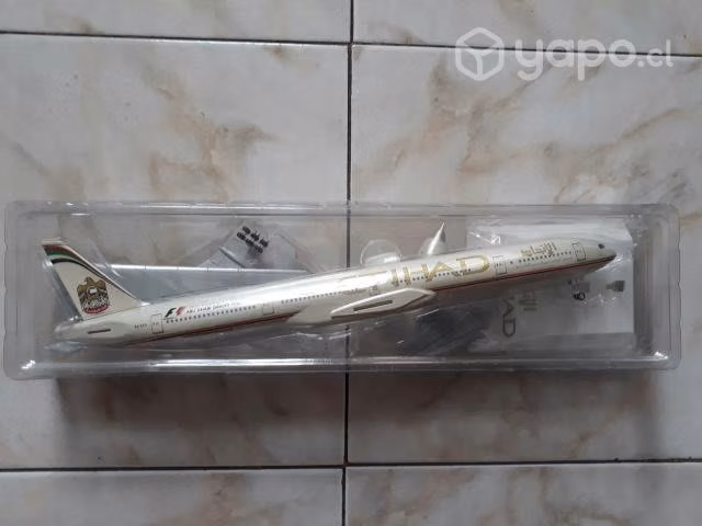 Avion escala, boeing 777-300, etihad - Imagen 2