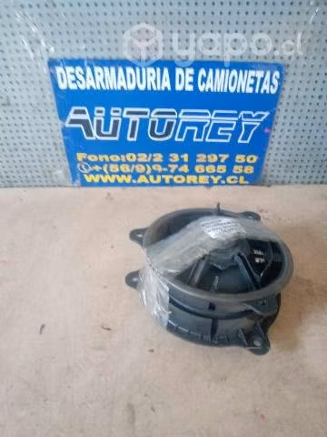 Parlantes Nissan Qashqai 2011 al 2014