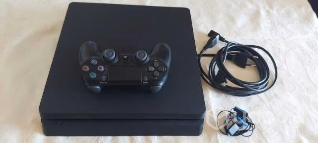 Play Station 4