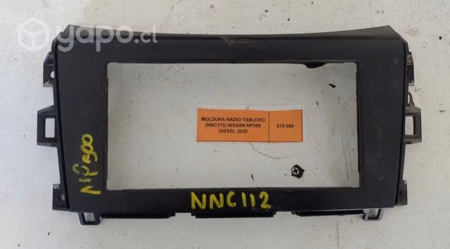 Moldura Radio Tablero (NNC112) Nissan NP300 Diesel