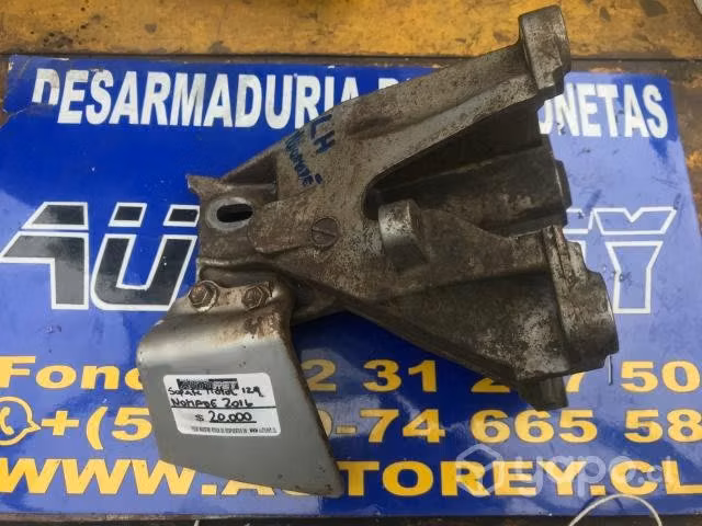 Soporte aluminio motor izquierdo Suzuki Grand Noma