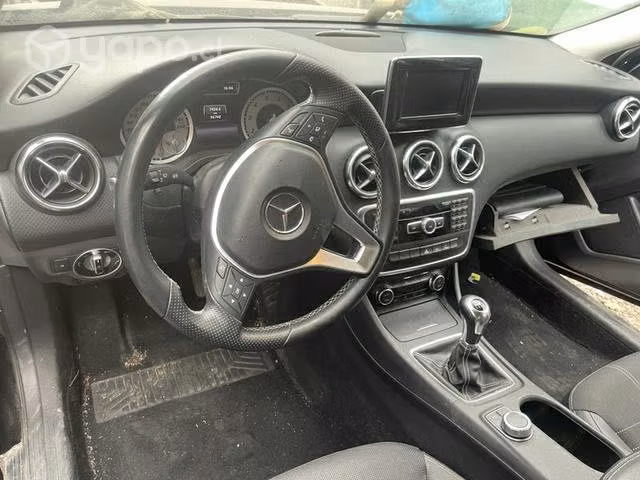 Culata completa mercedes Benz A200