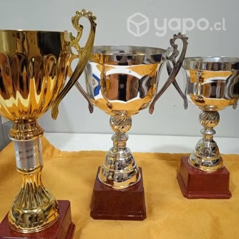Juego de COPAS trofeos - Imagen 2