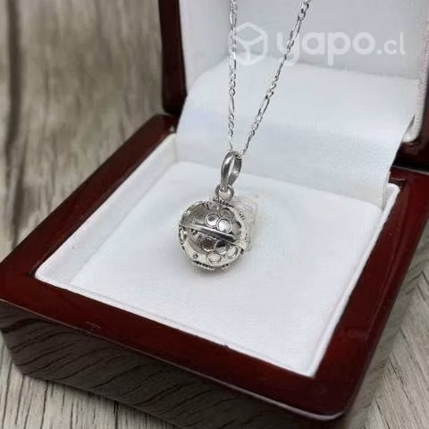 Colgante de plata muy fina