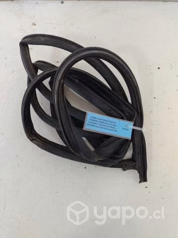 Goma Contorno Puerta Trasera Derecha (HT1254) Hyun