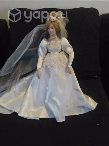 Antigua novia de porcelana