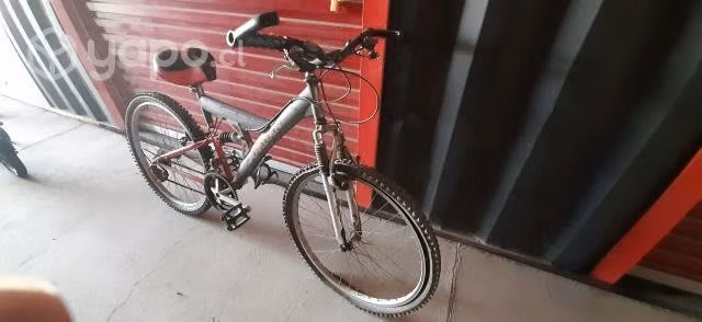 Tres bicicletas en buen estado