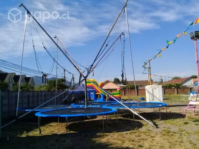 Juego bungee trampolin