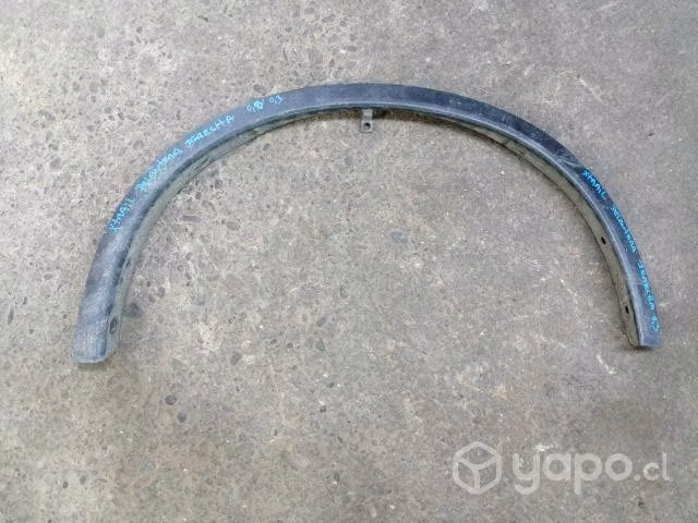 Moldura delantera derecha nissan xtrail original