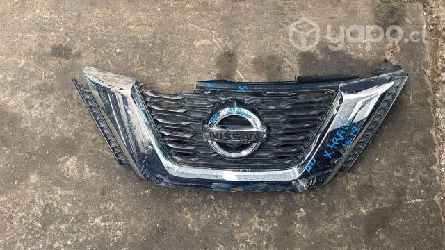 Bisel mascara nissan xtrail 2018-2019 original