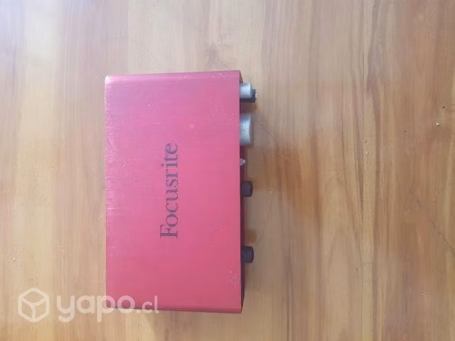 Interfaz de audio focusrite 2i2