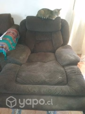 Sillón reclinable con posapies