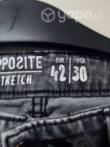 3 Shorts casi nuevos