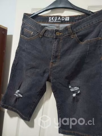 3 Shorts casi nuevos