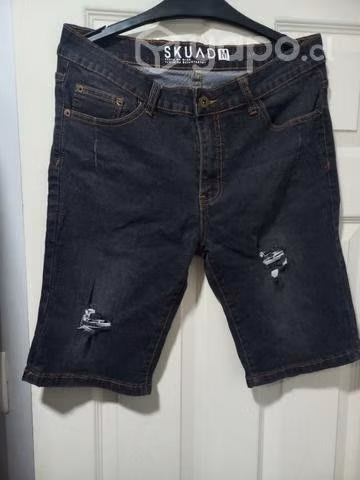 3 Shorts casi nuevos