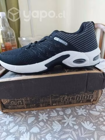 Zapatillas deportiva - Imagen 2