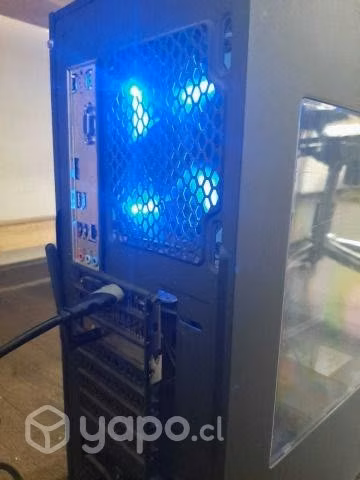 Computador de escritorio - Imagen 3