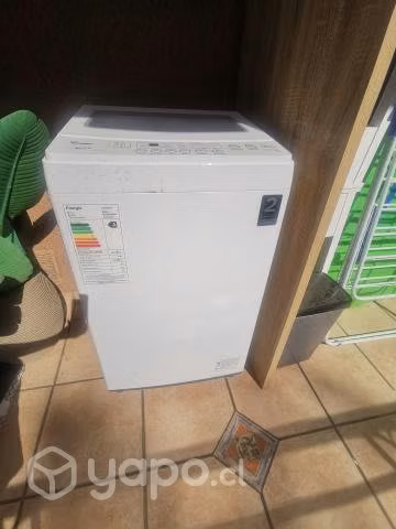 Lavadora Nueva MIDEA 8kg Se retira en Providencia