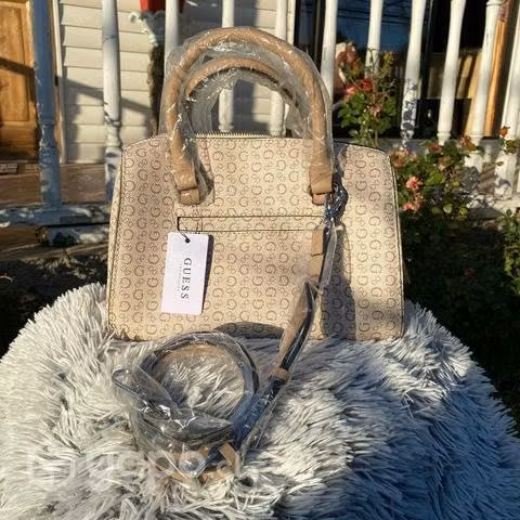 Cartera Guess - Imagen 2