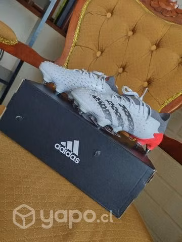 Zapatilla de futbol