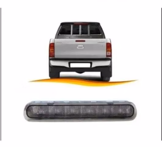 Tercera luz blanca toyoya hilux