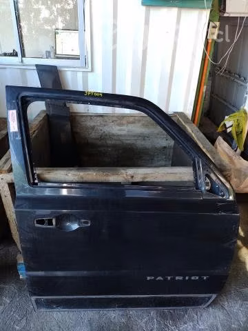 Puerta Delantera Derecha (JPT004) Jeep Patriot 2.4