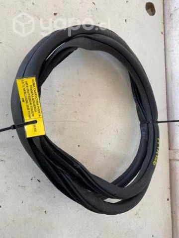 Goma carroceria puerta trasera izquierda (HTA126)