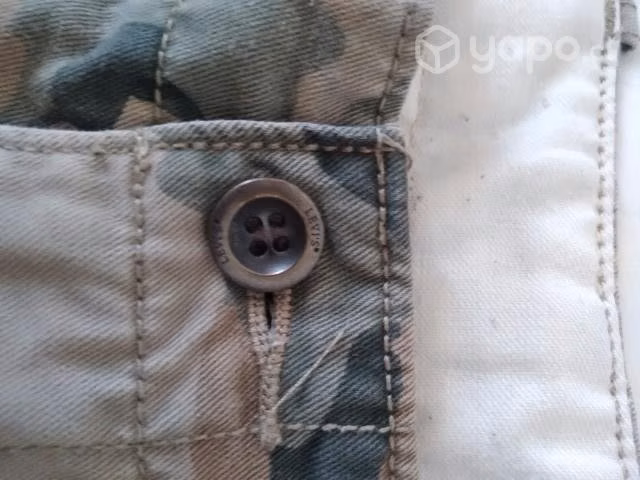 Short levis camuflado talla 42 - Imagen 4