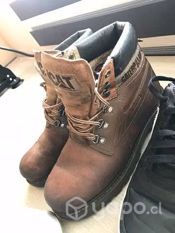 Botines Cat y Clarks