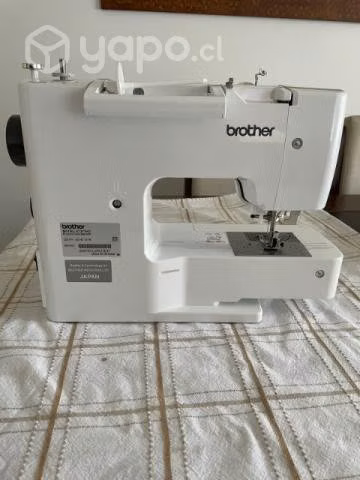 Máquina de Coser Brother ST371HD