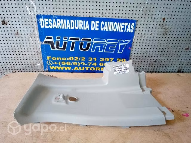 Tapiz cubre Pilar trasero superior der Toyota Hilu
