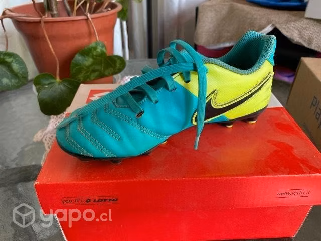 Zapatos de fútbo