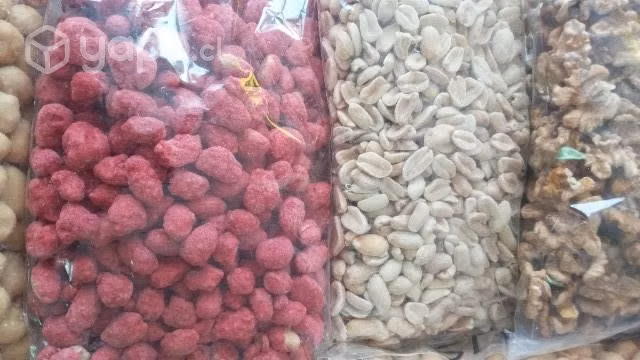 Frutos secos, Almendras, maní, maní japones