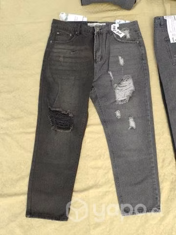 Jeans Bicolor con roturas