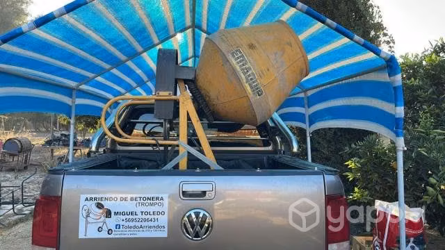 Placa, trompo, patapata, cango, sonda, regla vibradora, helicóptero, corta pavimento
