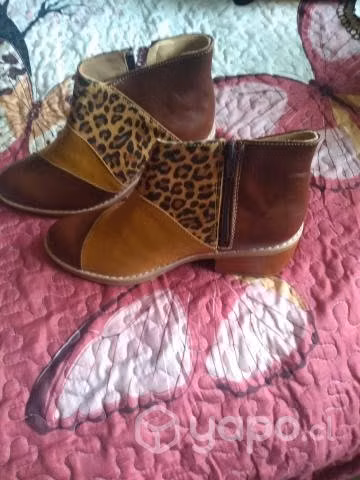 Botin de cuero número 39