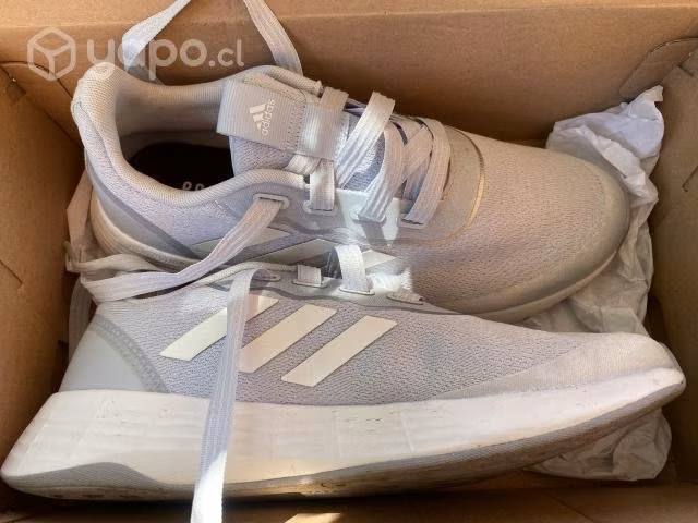 Zapatilla adidas parley