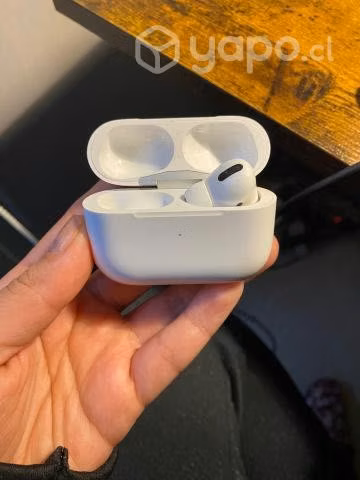 AirPod Pro (derecho) + estuché de carga