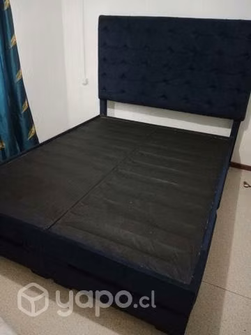 Cama de dos plaza con su corchón