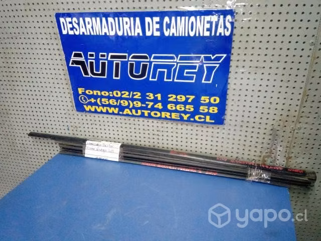 Moldura lame vidrio trasero derecho Nissan Qashqai