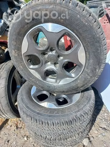 Juego completo de llantas Jeep Renegade 215/65 R16