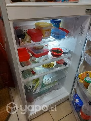 Refrigerador MADEMSA