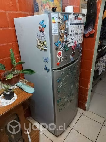 Refrigerador MADEMSA