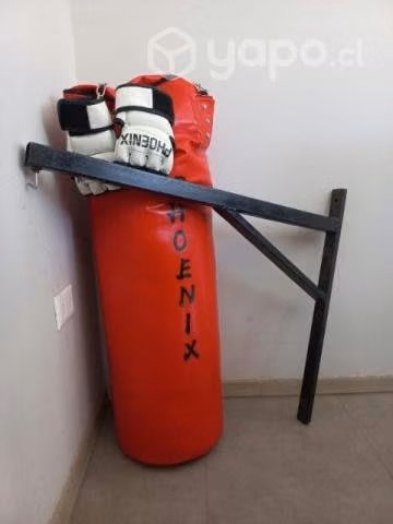 Saco de boxeo con soporte y guantes incluido