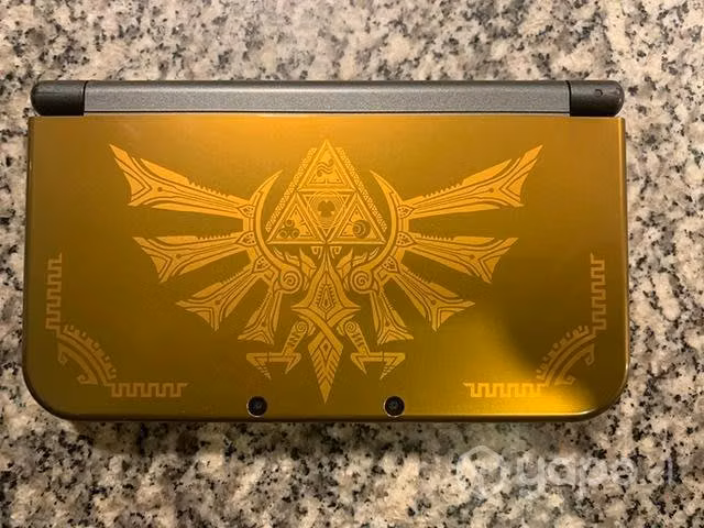 Nintendo New 3DS Hurule Edition