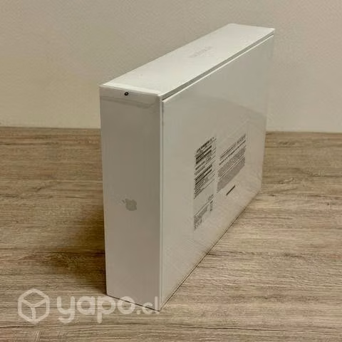 Macbook air m2 13,6 8gb Ram 256gb Ssd nuevo