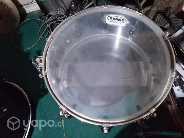 Caja solidrums de acrilico, (14 x 6,5)